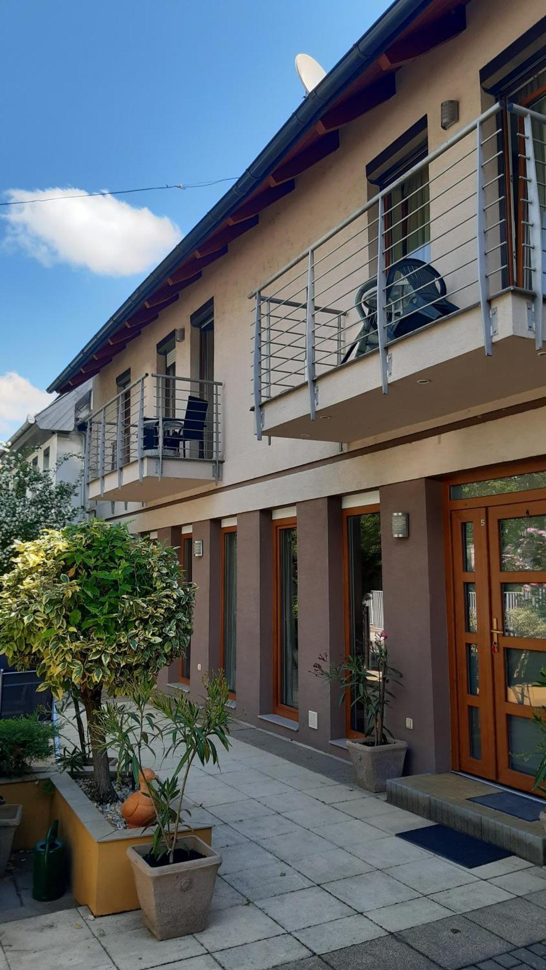 Mary Apartmanhaz Heviz Exterior photo