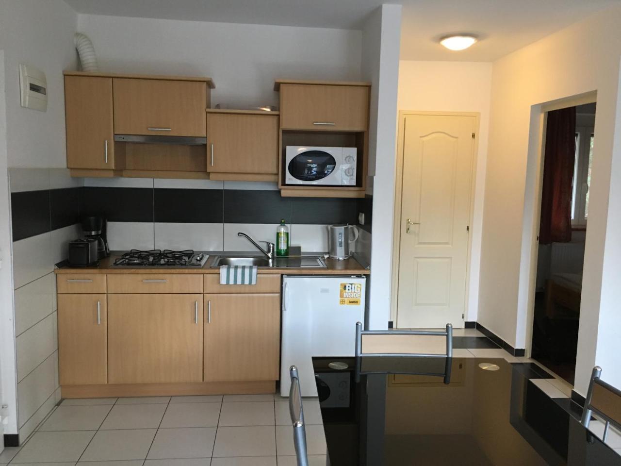 Mary Apartmanhaz Heviz Exterior photo